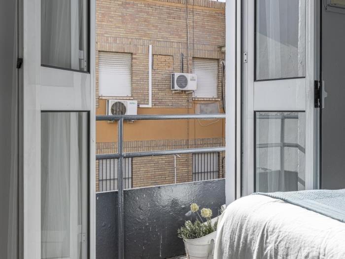 Pureza Dreams De Sevilla Oasis En Triana Exterior photo