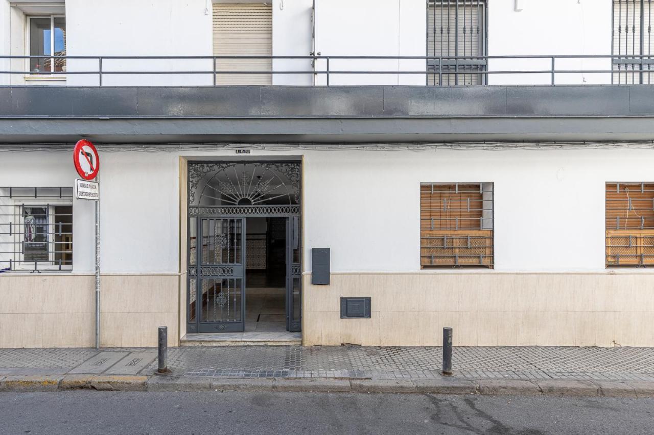 Pureza Dreams De Sevilla Oasis En Triana Exterior photo