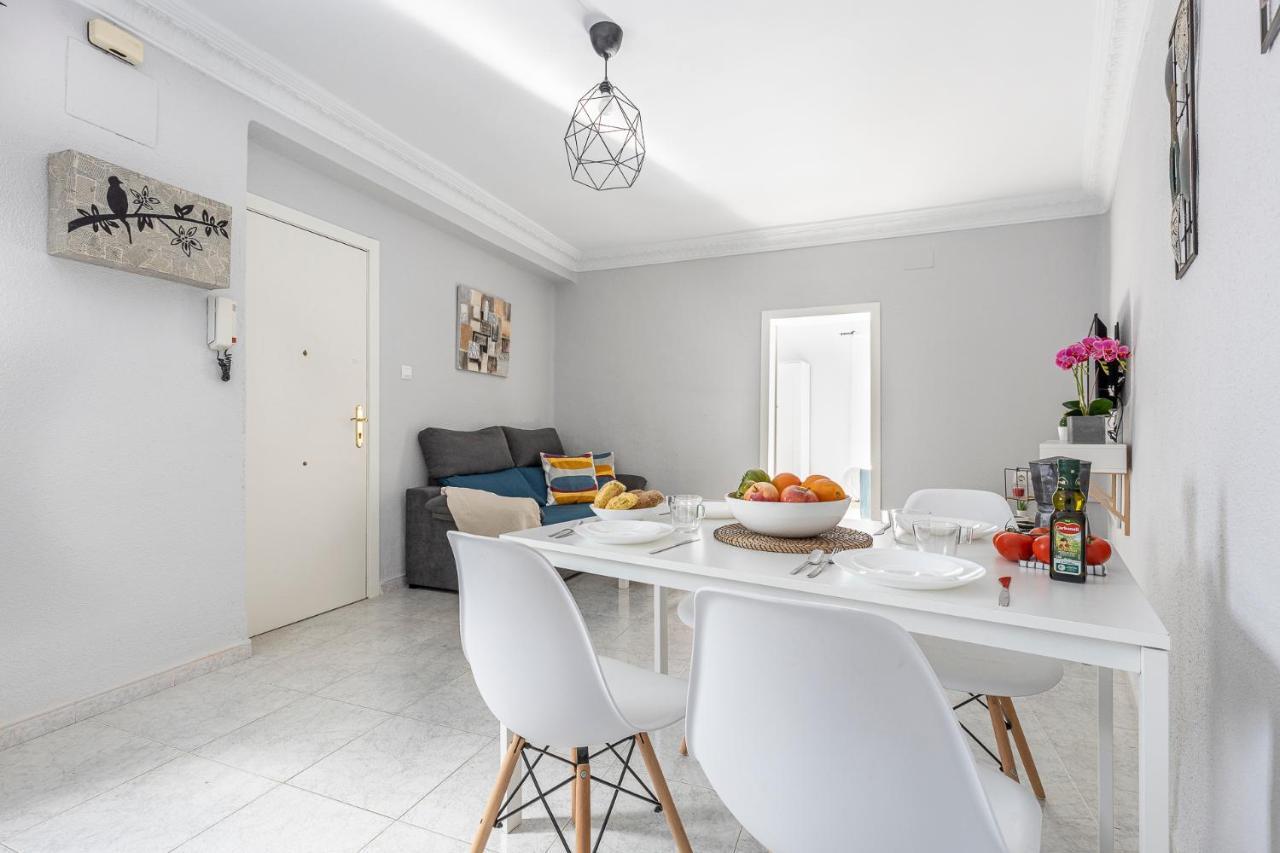 Pureza Dreams De Sevilla Oasis En Triana Exterior photo